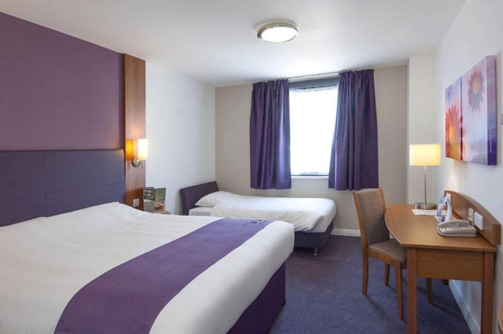 Premier Inn Dundee - Monifieth Oda fotoğraf